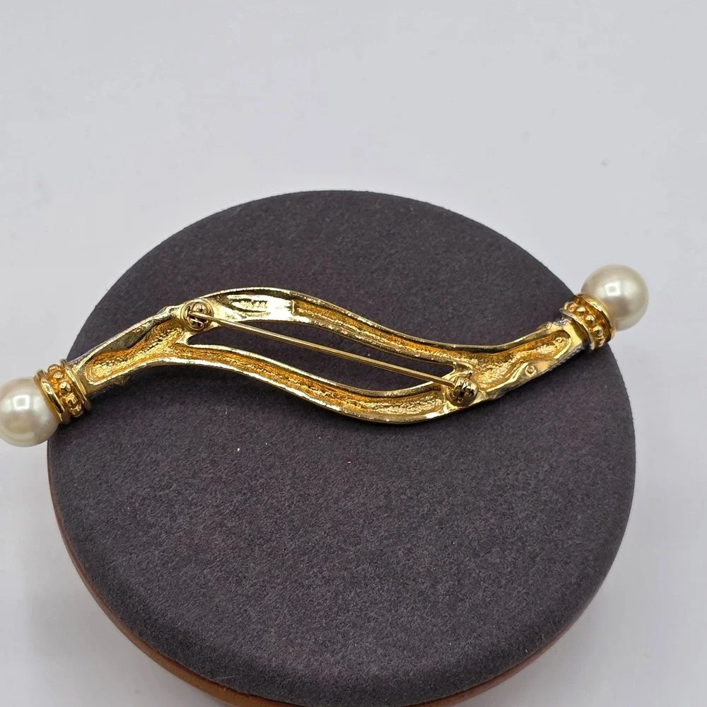 Vintage Avon Womens Gold Tone Leaf Faux Pearl Rhinestone Long Brooch Pin‎ 4
